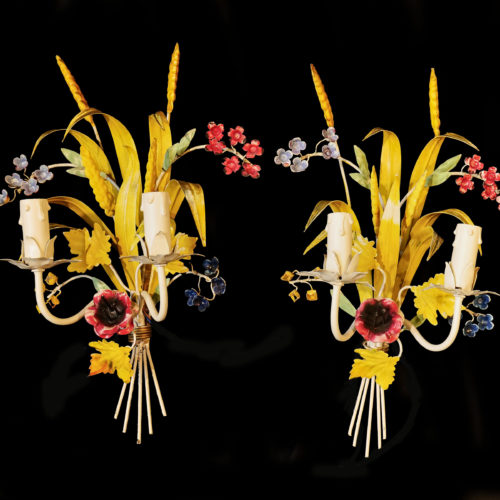 Paire d'appliques en métal laqué