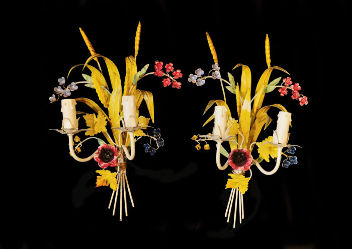 Paire d'appliques en métal laqué